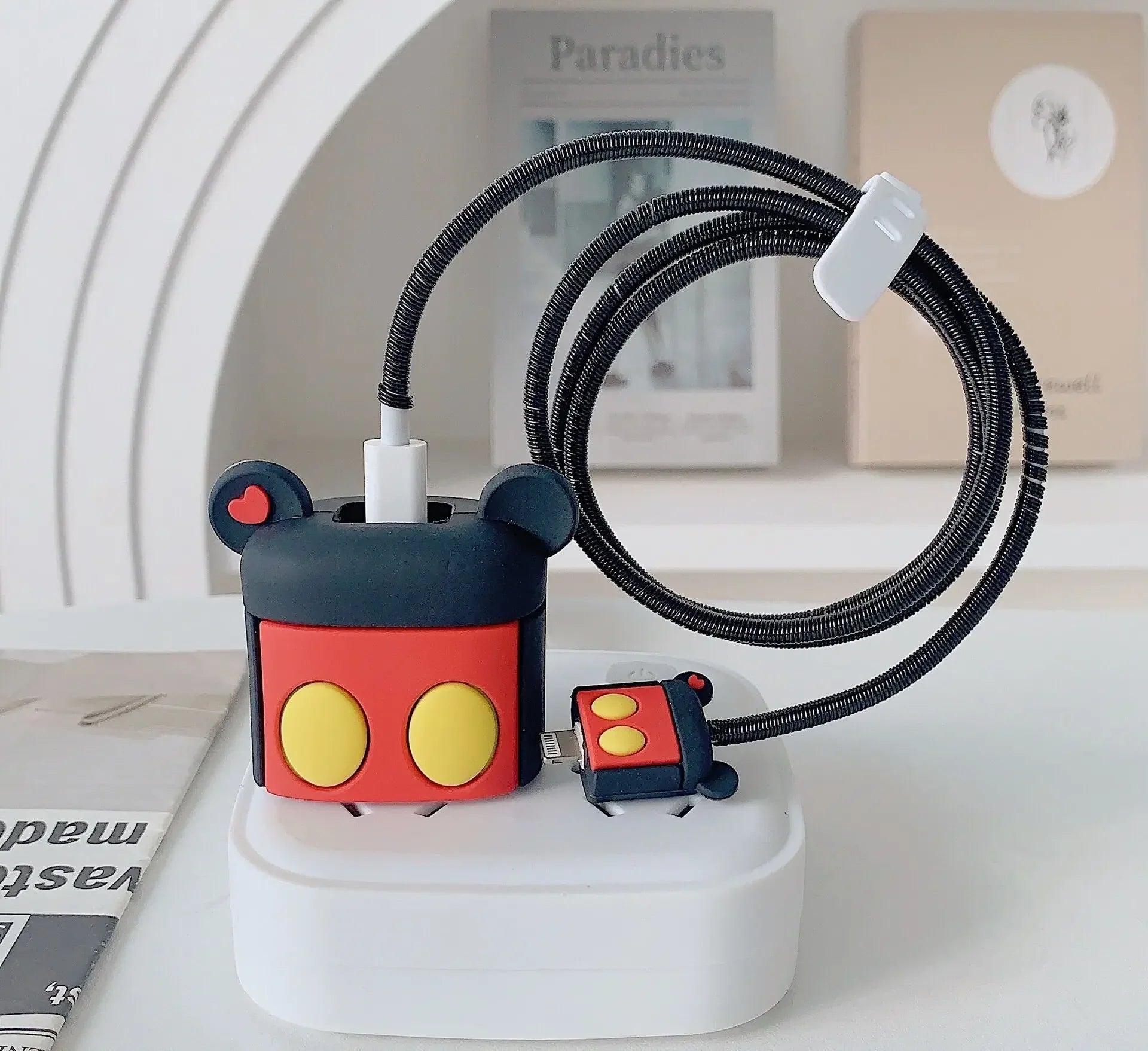 4Pcs/set Cable Protector for iPhone / iPad 18W/20W Charger Protection Cute Cartoon Protector Spring Cable Winder Accessories